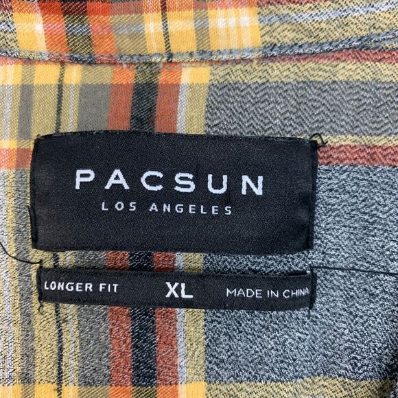 Pacsun Shirt Mens XL Extra Large Longer Fit Gray Plaid Short Sleeve Dropcut Hem - Picture 4 of 10